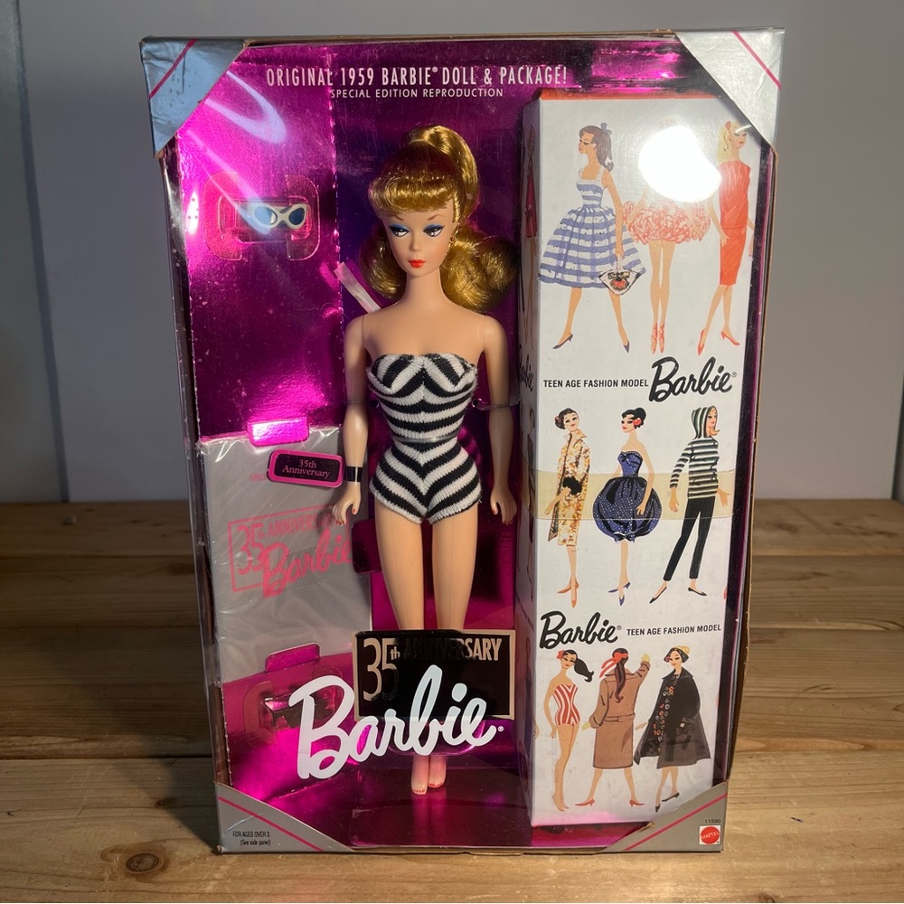 Barbie 35th Anniversary Special Edition Reproduction of Original 1959 Doll 1993